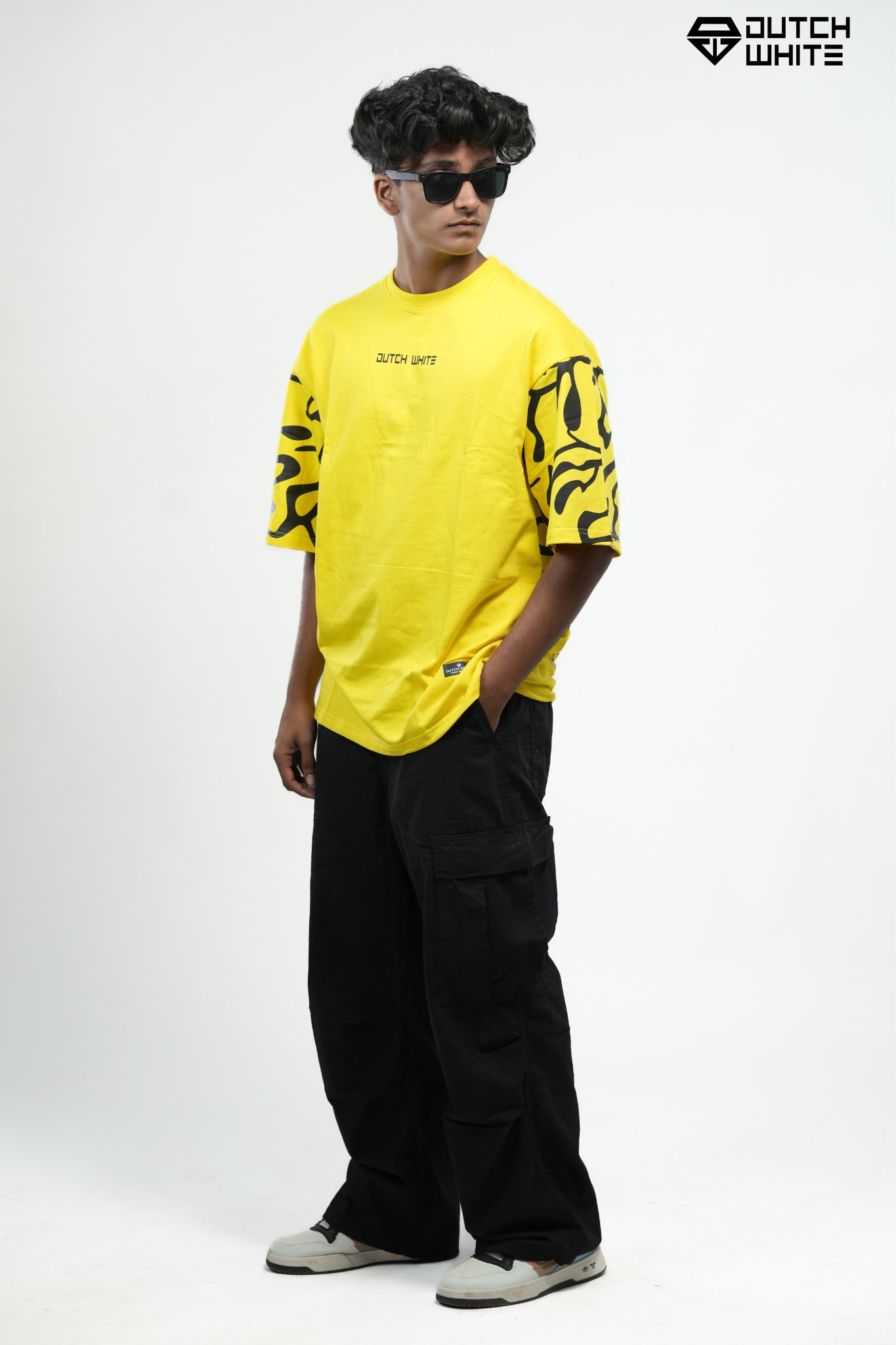 Dutchwhite dustbiters Print yellow & black T-Shirt